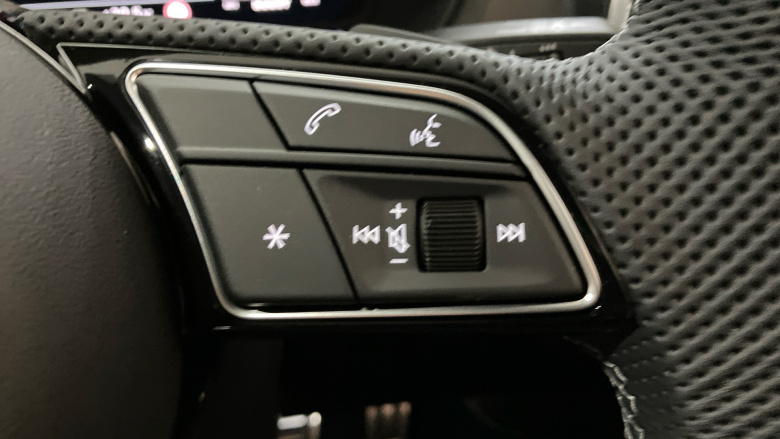 Audi Q2 SQ2 Quattro Black Edition 5dr S Tronic Petrol Estate